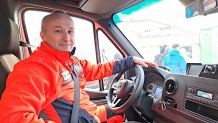 Przejazd ambulansem ulicami Chojnic w ramach WOŚP. Czy potrafimy robić korytarz życia?