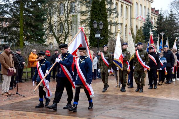 Chojnice świętowały 104. rocznicę powrotu do Macierzy. Z tej okazji odbyły się oficjalne uroczystości (FOTO)