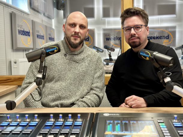 Premiera w Weekend FM! "Kolejna piosenka o miłości" chojnickiej grupy ROOMX - posłuchaj rozmowy, zobacz klip