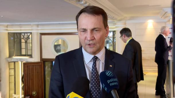 Szef MSZ o śmierci Nawalnego: Ta straszna wiadomość wszystkim jeszcze raz przypomniała z kim mamy do czynienia na Kremlu