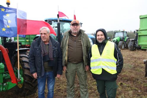 Zakończył się protest rolnik&oacute;w w Człuchowie. "Gł&oacute;d poczujesz, rolnika uszanujesz" (FOTO, ROZMOWA)