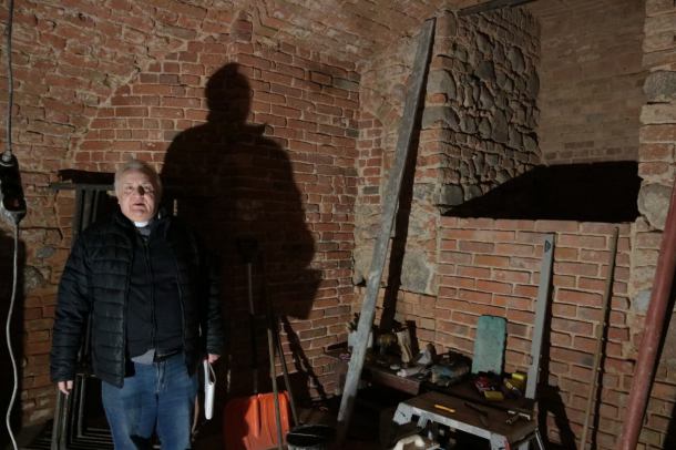 Krypta w podziemiach kościoła pw. św. Jakuba Apostoła w Człuchowie wkrótce będzie udostępniona do zwiedzania (FOTO, ROZMOWA)