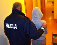 29-latek z Bełchatowa przewoził papierosy bez akcyzy. Wpadł podczas kontroli drogowej w gminie Kościerzyna