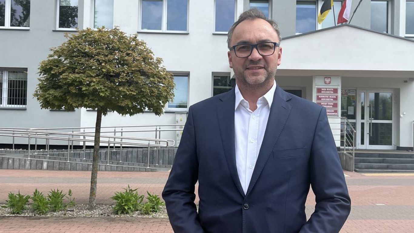 Poseł, starosta, wiceburmistrzowie i radni. Samorządowcy z regionu tłumaczą, jak zdobyli dyplomy MBA na Collegium Humanum