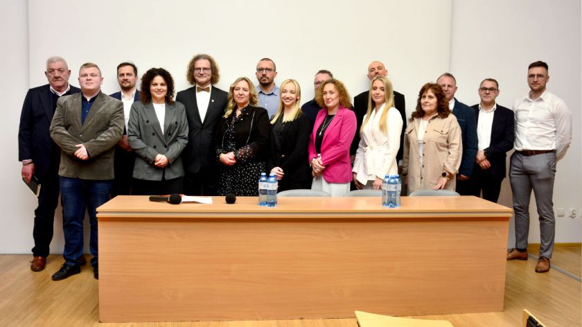 KWW Czas Najwyższy przedstawił kandydatów do Rady Powiatu Chojnickiego FOTO