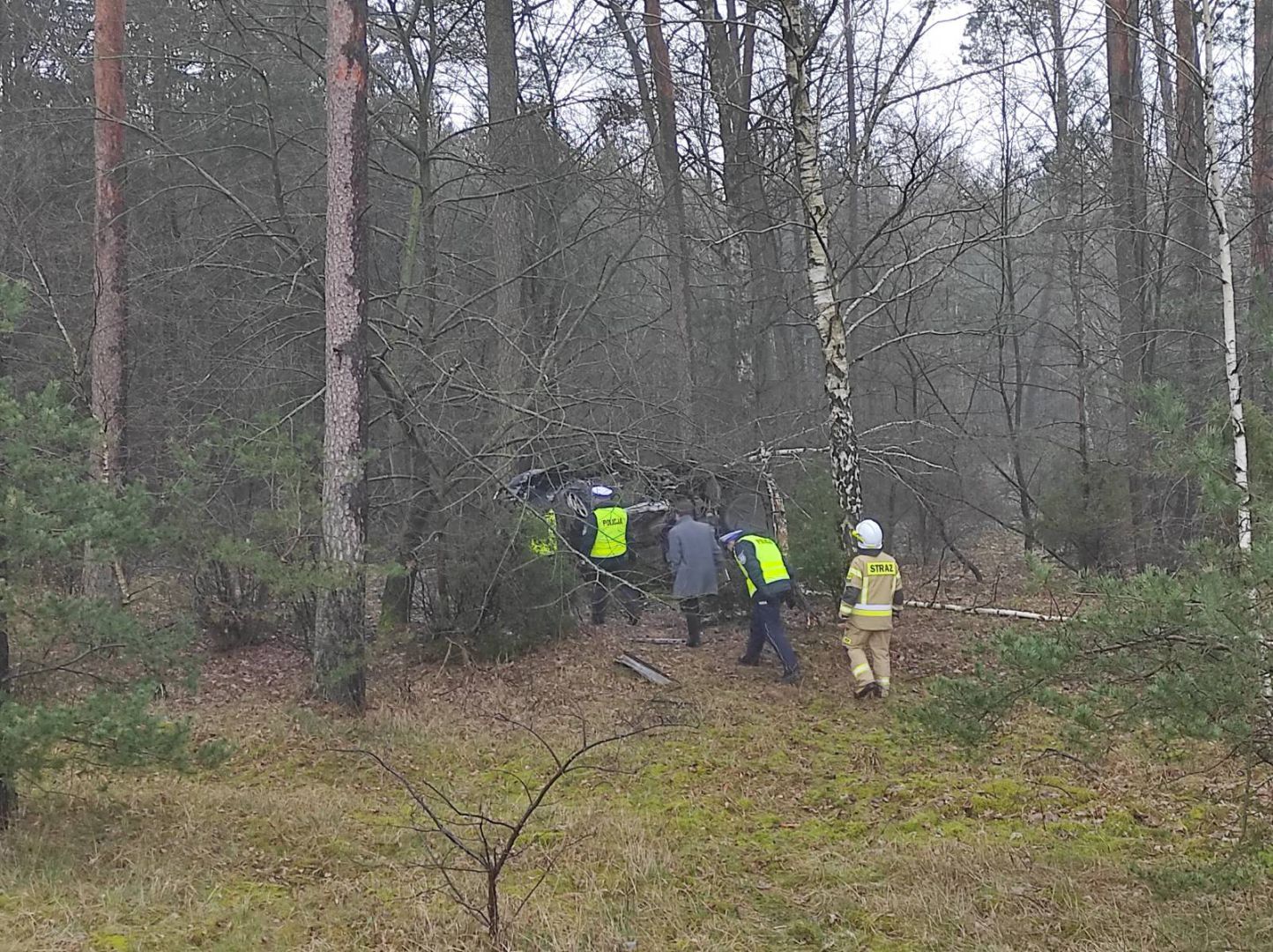 Wypadek na DW 235 w gminie Chojnice. Zginął 26-letni mieszkaniec Chojnic (FOTO, AKTUALIZACJA)