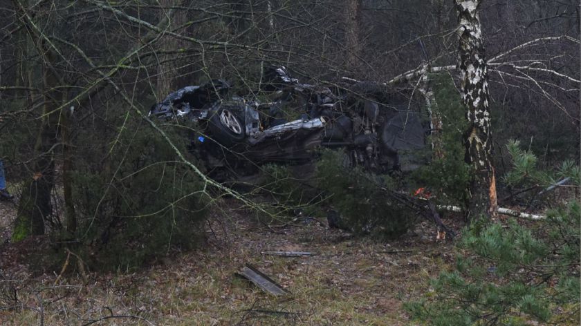 Wypadek na DW 235 w gminie Chojnice. Zginął 26-letni mieszkaniec Chojnic FOTO, AKTUALIZACJA