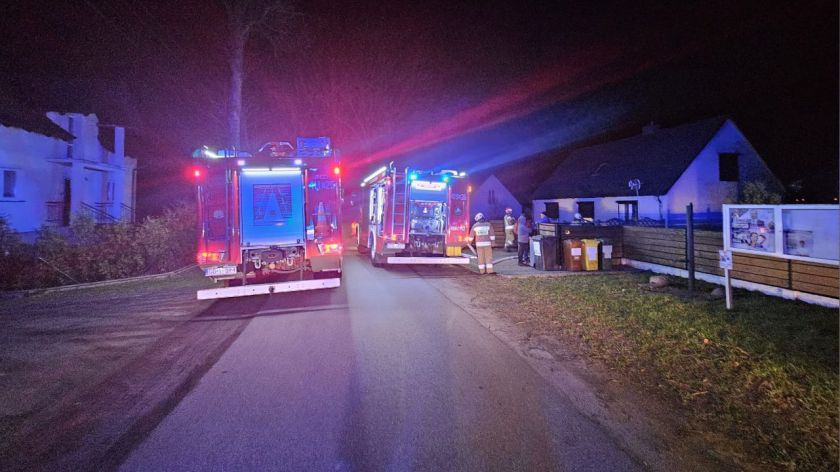 Pracowita noc strażaków w powiecie chojnickim. Gasili pożary budynków w Czersku i Melanówku