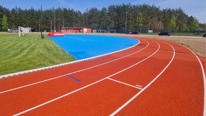 Gmina Czarna Dąbrówka zakończyła modernizację boiska sportowego i jego otoczenia