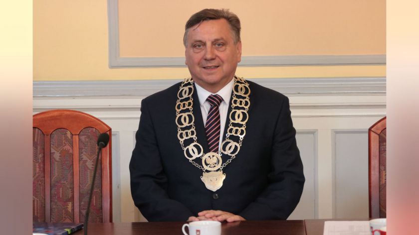 Burmistrz Człuchowa Ryszard Szybajło będzie zarabiał tyle, co dotychczas