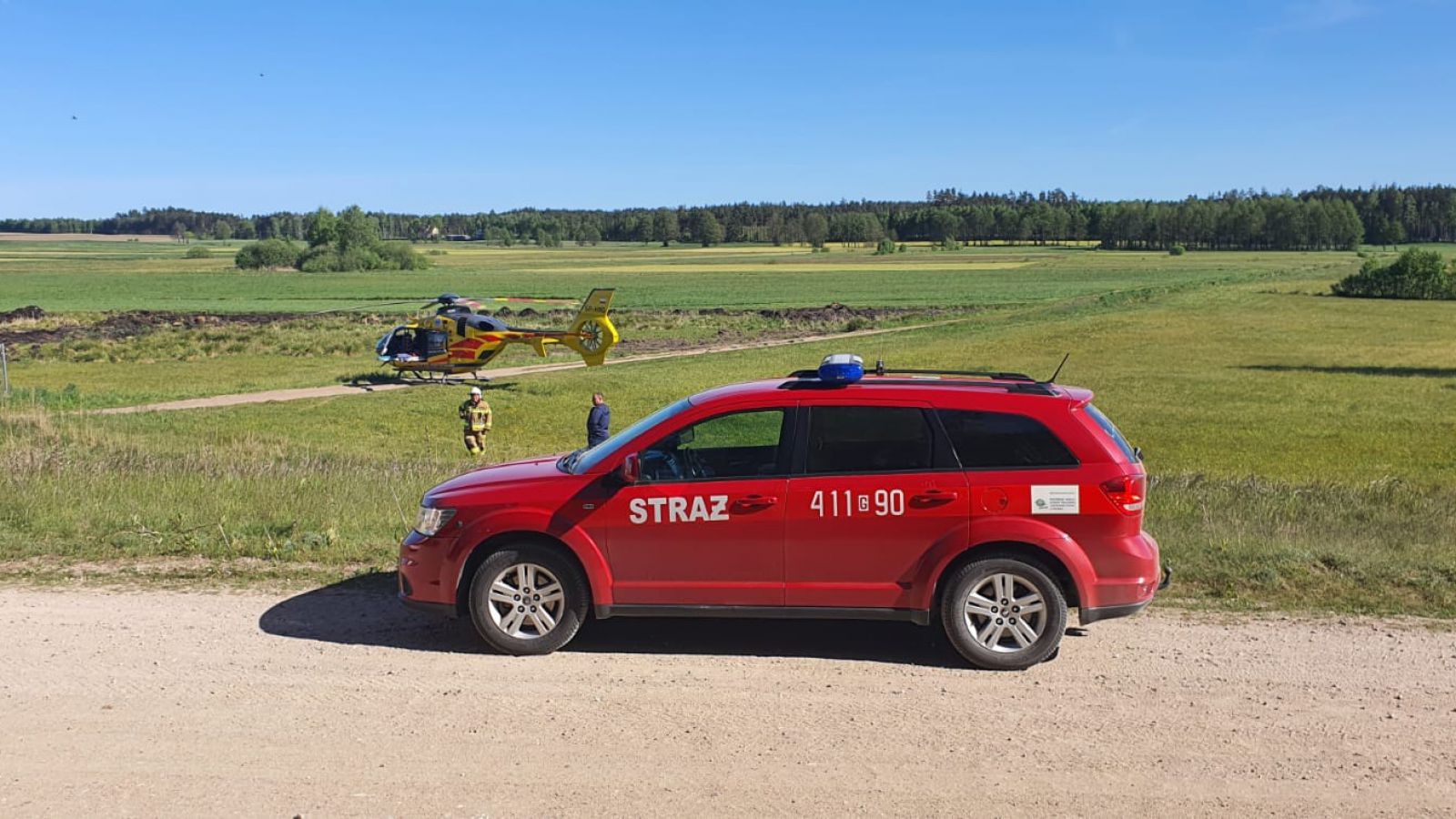 Zderzenia samochodu osobowego z motorowerem w gm. Brusy. Kierującego jednośladem do szpitala zabrał śmigłowiec LPR