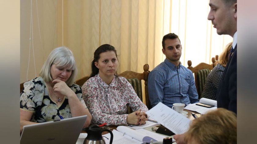 Burmistrz Debrzna wzywa ustępującą sekretarz gminy Annę Ziarnek do powrotu do pracy
