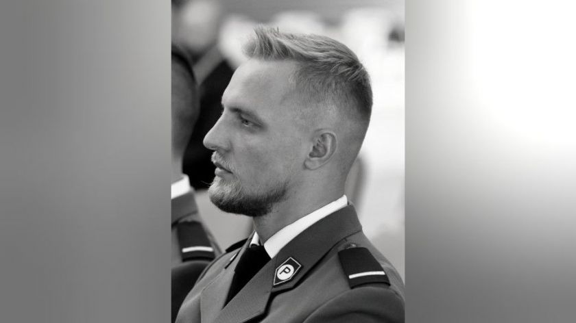 Tragiczny wypadek w powiecie żnińskim. Zginął Mateusz Sikora, policjant z komendy w Tucholi