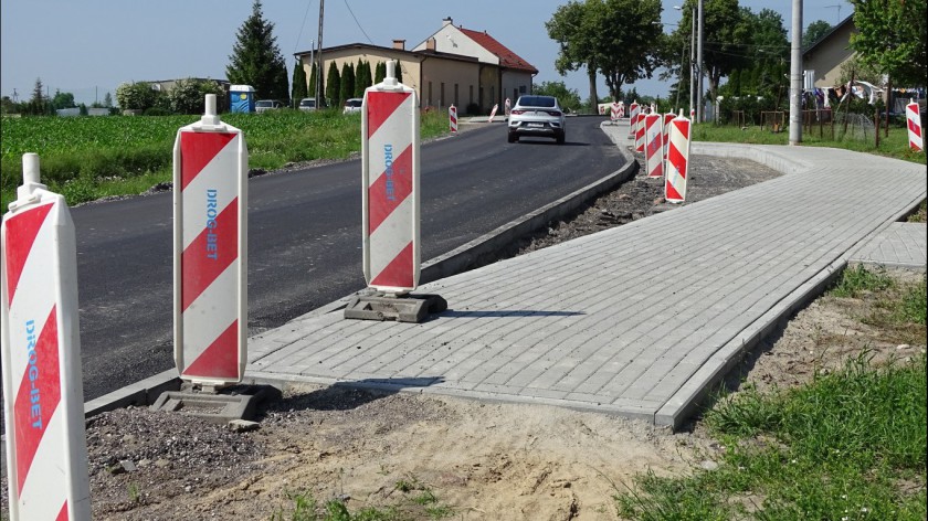 ZDW w Bydgoszczy zastanawia się nad nałożeniem kar umownych na wykonawcę przebudowy odcinka drogi 241
