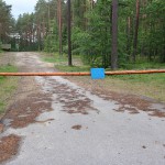   | Do końca lipca nie będzie dostępny leśny parking przy dzikim kąpielisku nad jeziorem Bardze Duże (ROZMOWA)