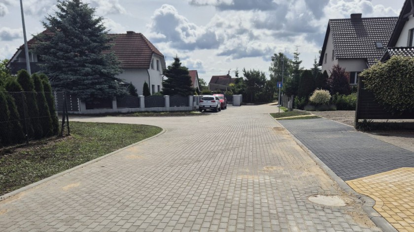 Kanalizacja sanitarna i dwie ulice - zakończyły się inwestycje gminy Tuchola w Słupach oraz Raciążu