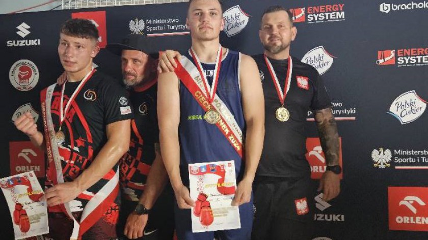 Pięściarze Gardy Bytów i Boxing Team Chojnice z sukcesami na Mistrzostwach Polski Juniorów AKTUALIZACJA, FOTO