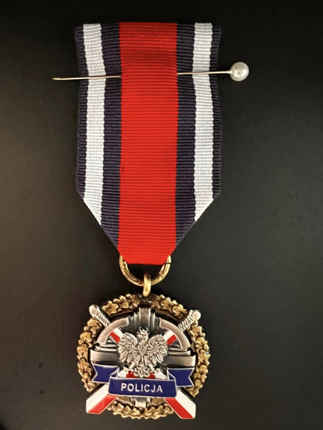 Starosta chojnicki odebrał brązowy medal za zasługi dla policji. "Jest to bardzo duże wyr&oacute;żnienie dla mnie"