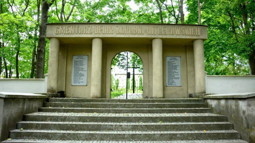 Cmentarz Ofiar Zbrodni Hitlerowskich w Chojnicach czeka częściowa renowacja FOTO