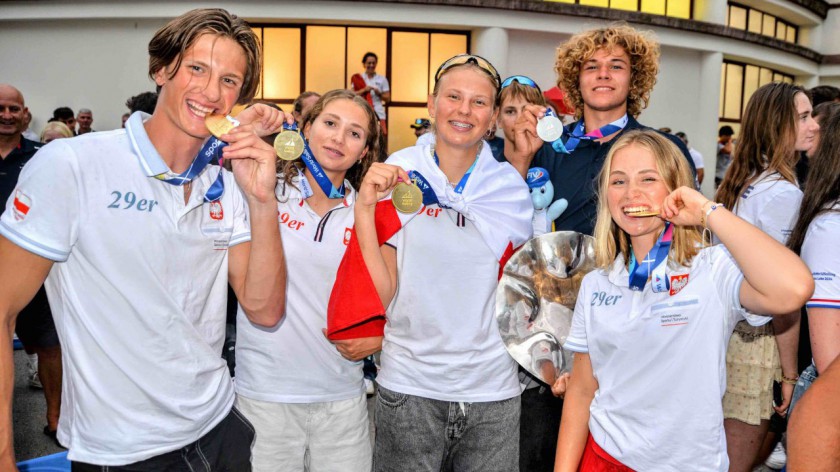 Wielki sukces młodzieżowych żeglarzy na mistrzostwach świata. Złoto zdobyli między innymi zawodnicy ChKŻ Chojnice