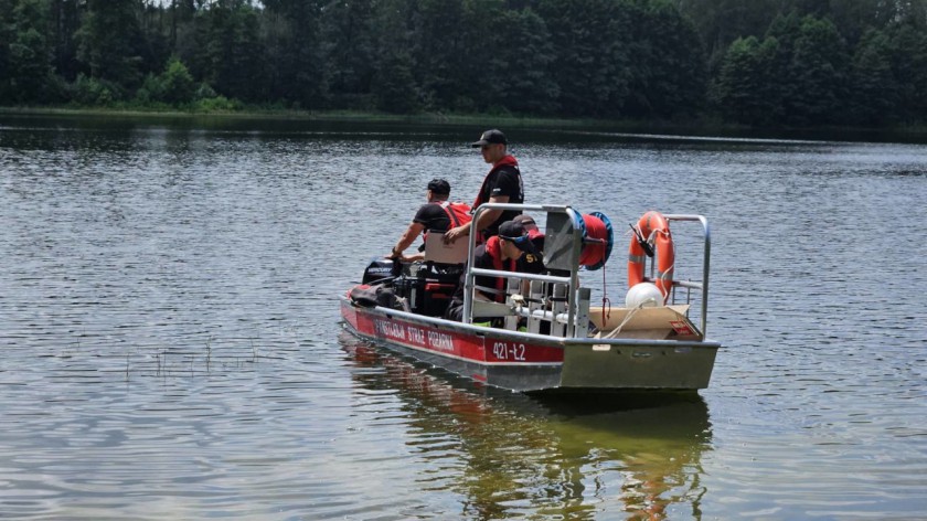 Odnaleziono ciało mężczyzny, który zaginął na jeziorze Okoń Duży 