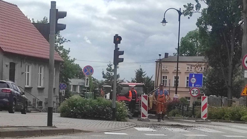 Ulica Szkolna w Czersku zamknięta z powodu remontu. Utrudnienia potrwają kilka najbliższych dni