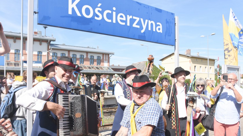 Rozpoczął się jubileuszowy XXV Międzynarodowy Zjazd Kaszubów w Kościerzynie FOTOGALERIA