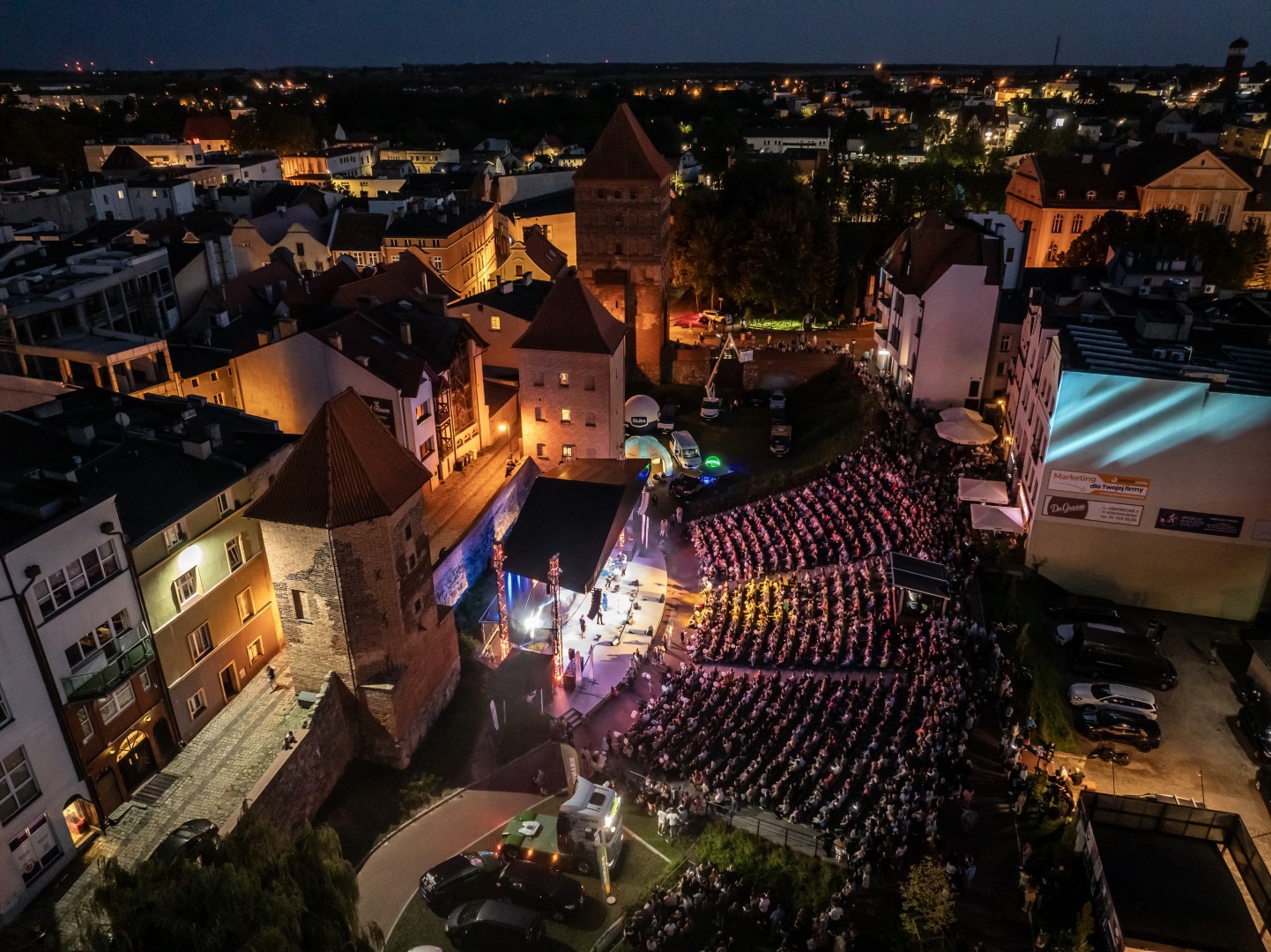 "Siła lokalności 2024". Za nami koncert i audycja na żywo w chojnickiej Fosie Miejskiej (FOTO)