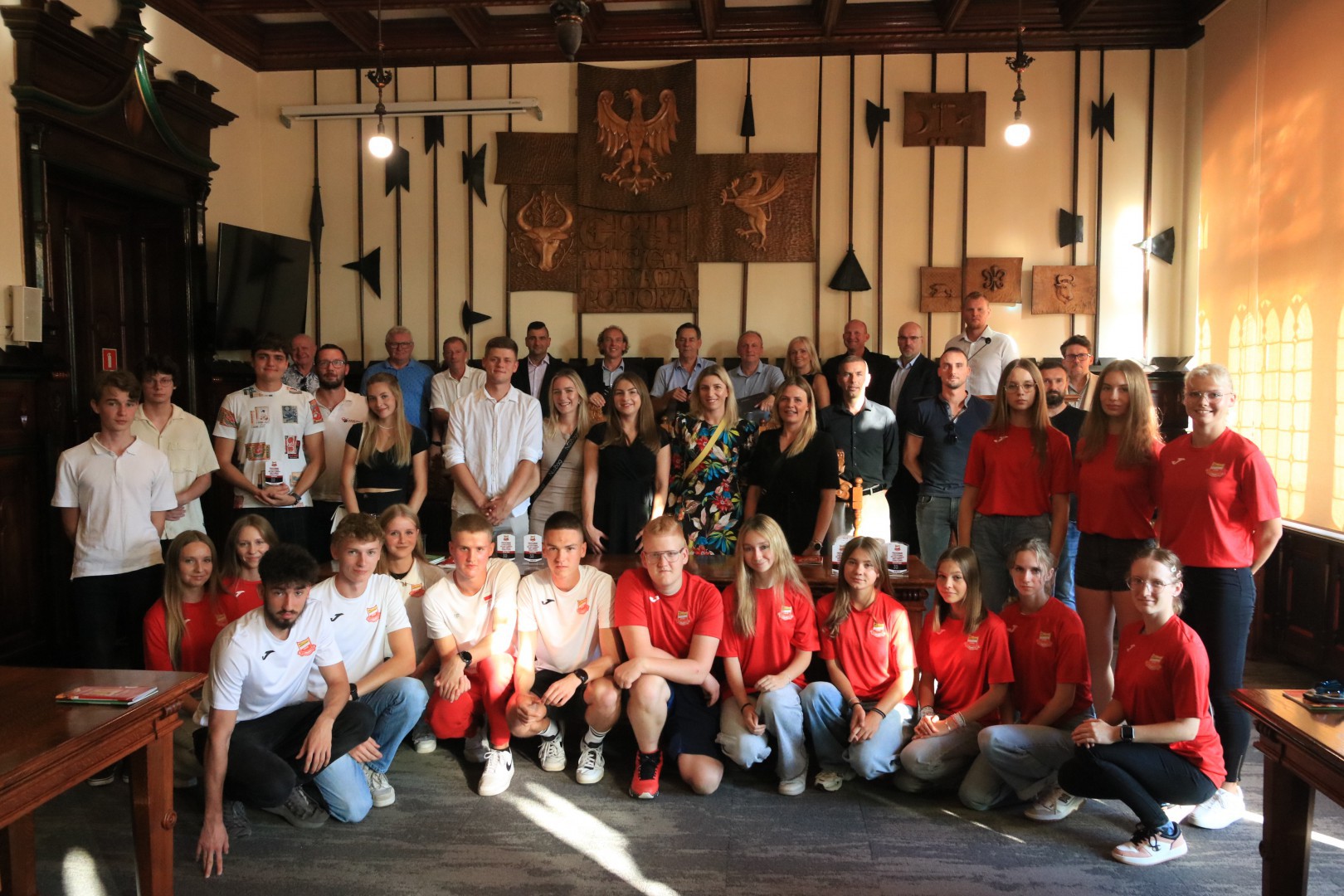 "Trener jak drugi ojciec". Spotkanie Pokoleń na 30-lecie lekkoatletycznej sekcji Chojniczanki jak benefis Jarosława Wr&oacute;blewskiego (FOTO)