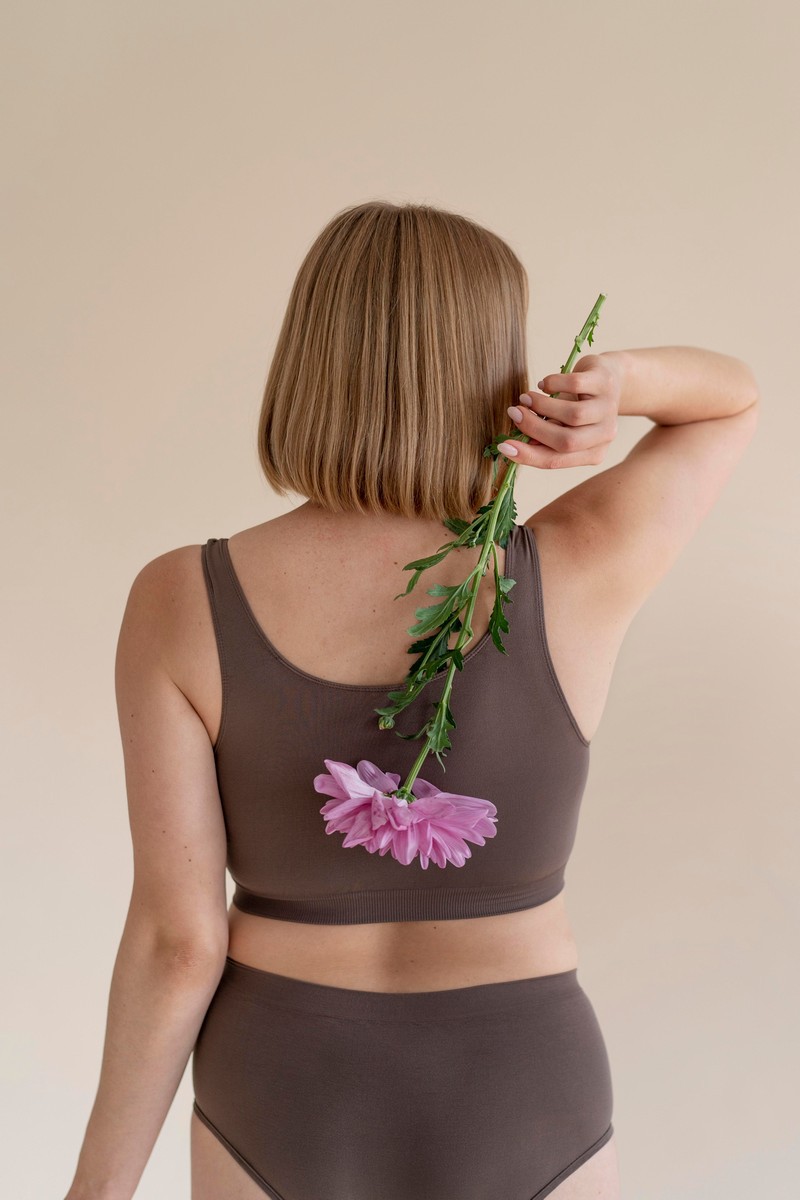 Bielizna a body positivity &ndash; jak pokochać swoje ciało?