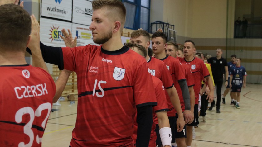 Szczypiorniści Handballu Czersk przegrali z Politechniką Koszalińską 2227