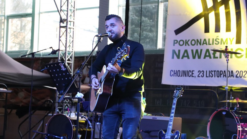 Pokonaliśmy nawałnicę, pokonamy powódź. W Chojnicach trwa koncert dla powodzian