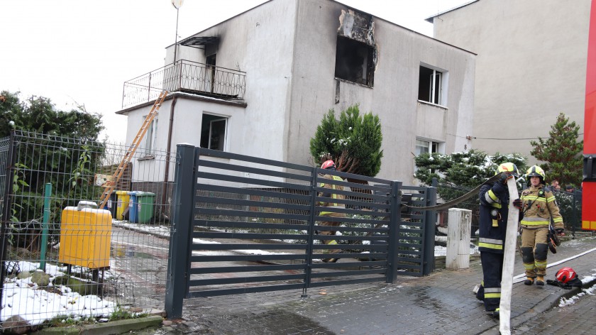 Pożar na ulicy Pietruszkowej w Chojnicach. Jutro na miejscu będzie biegły AKTUALIZACJA