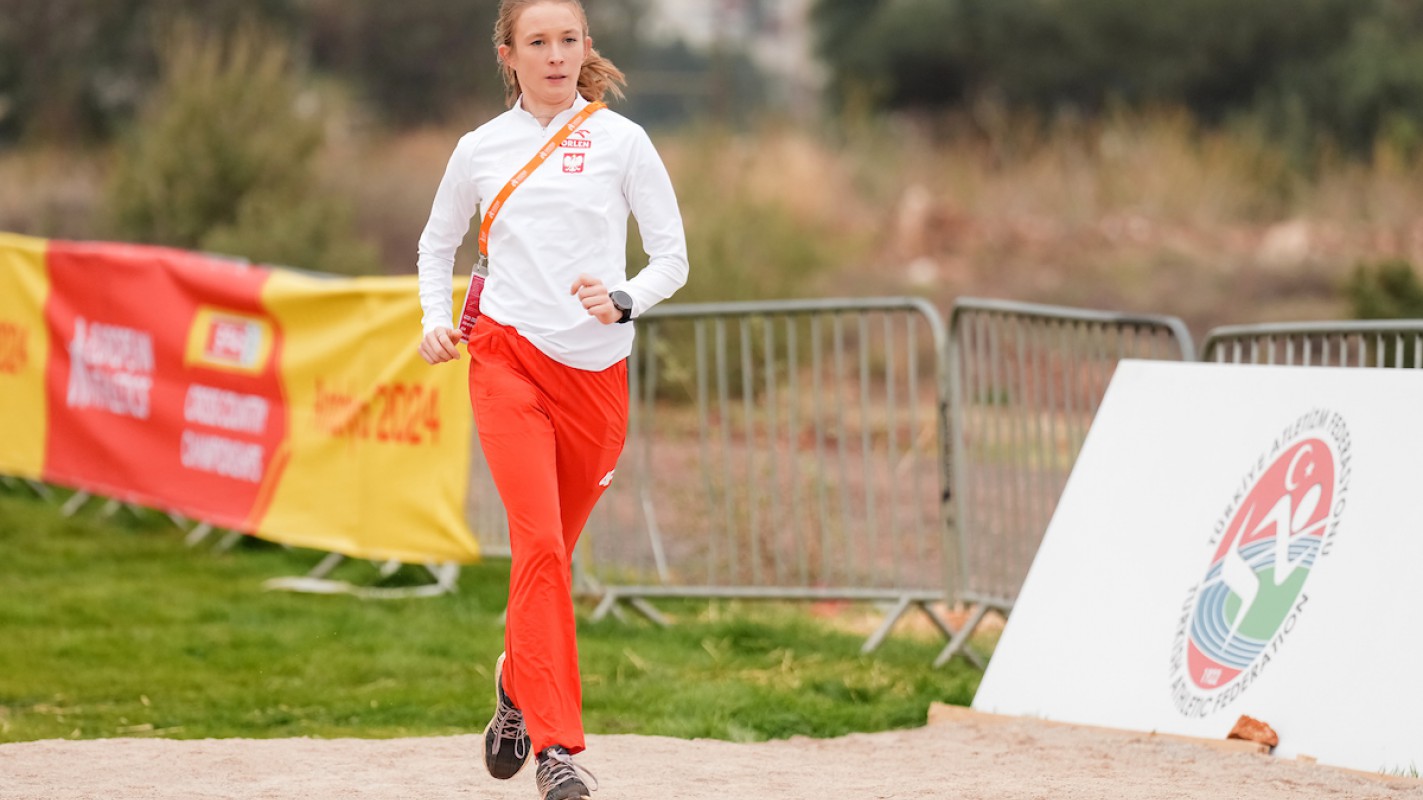 Olimpia Breza z Remusa Kościerzyna i Magdalena Breza z Talexu Borzytuchom w czoł&oacute;wce Mistrzostw Europy w Biegach Przełajowych