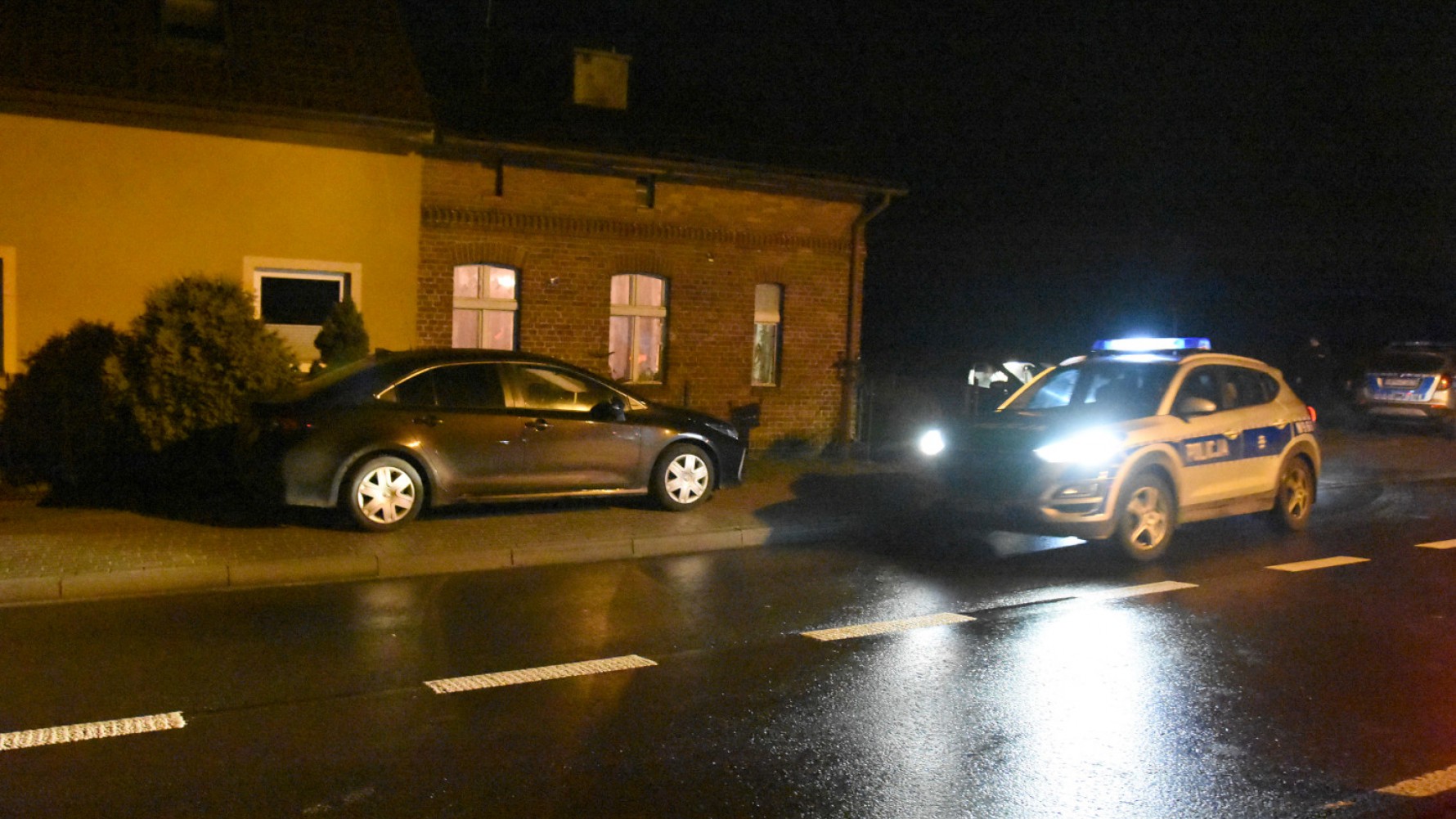 Policjant śmiertelnie postrzelił agresywnego 37-latka podczas interwencji w Zielonej Chocinie