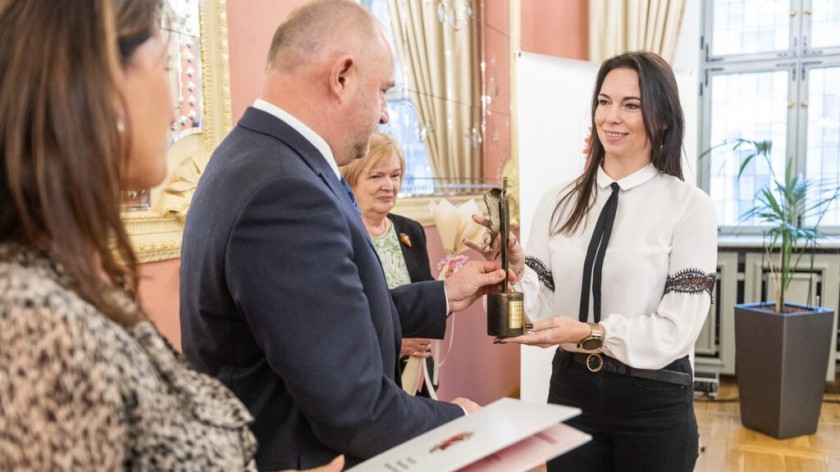 Stalowy Anioł dla szefowej Placówek Opiekuńczo-Wychowawczych w powiecie tucholskim