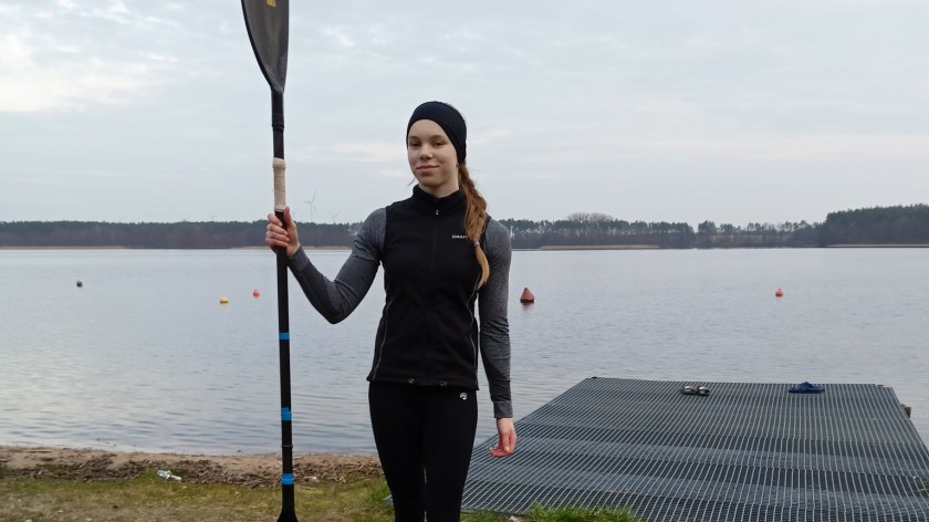 Martyna Cukierska z Polstyru Człuchów na zgrupowaniu Kadry Narodowej Juniorek w kajakarstwie