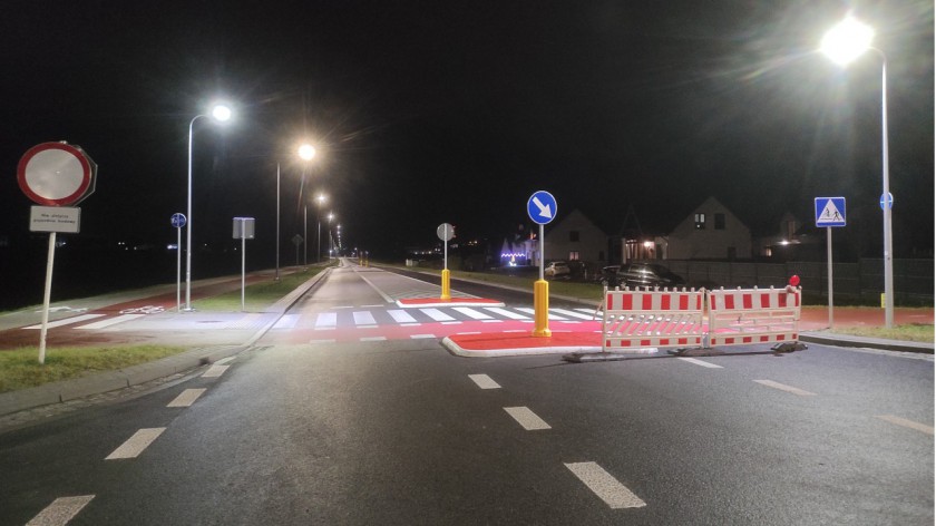 Zachodnie obejście Chojnic coraz bliżej otwarcia. Trwają pierwsze odbiory, uruchomiono też oświetlenie nowej trasy