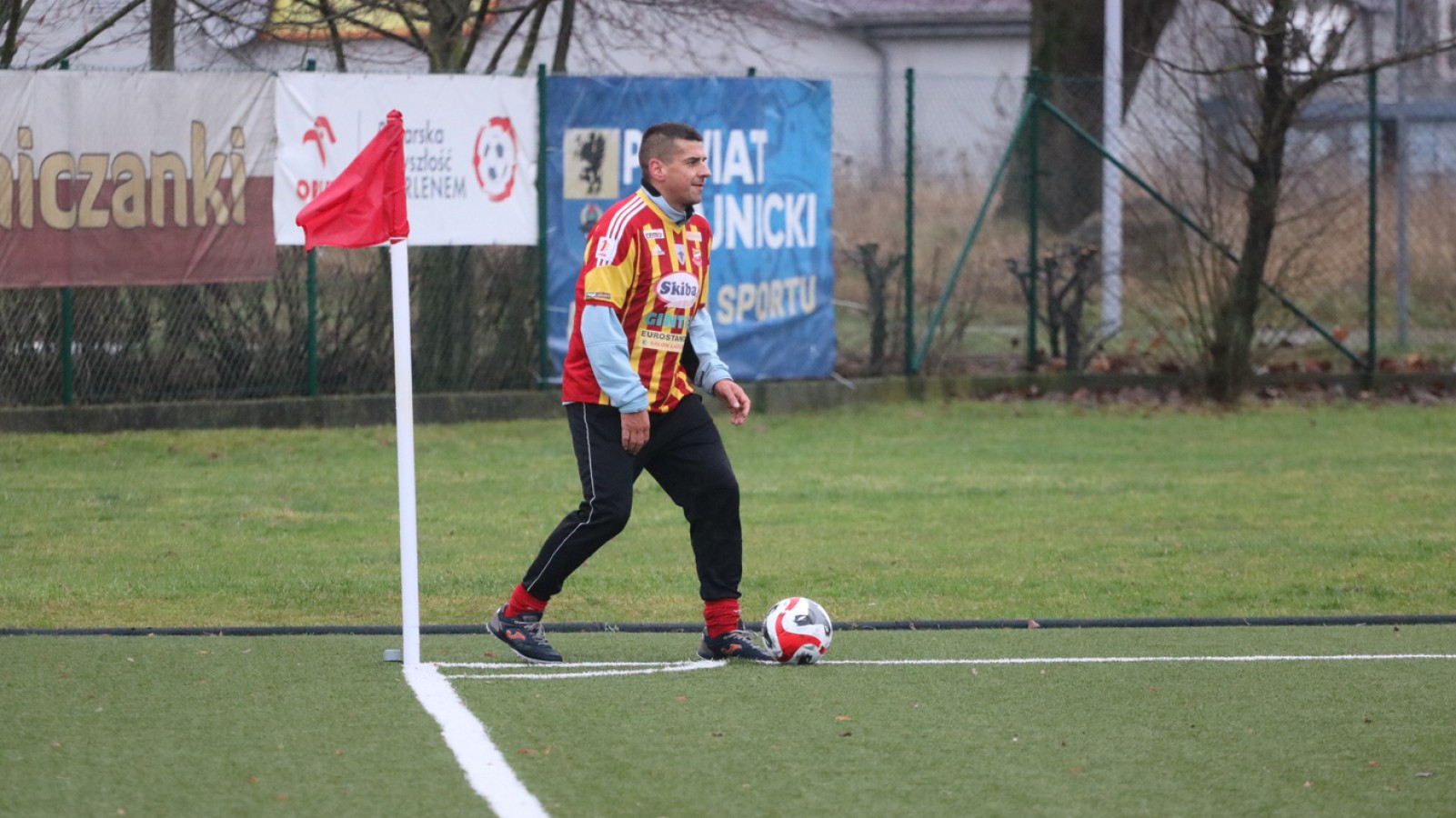 Aż 19 bramek padło w meczu noworocznym Chojniczanki. Pierwszego gola w 2025 roku strzelił Witold Lipiński (FOTO)