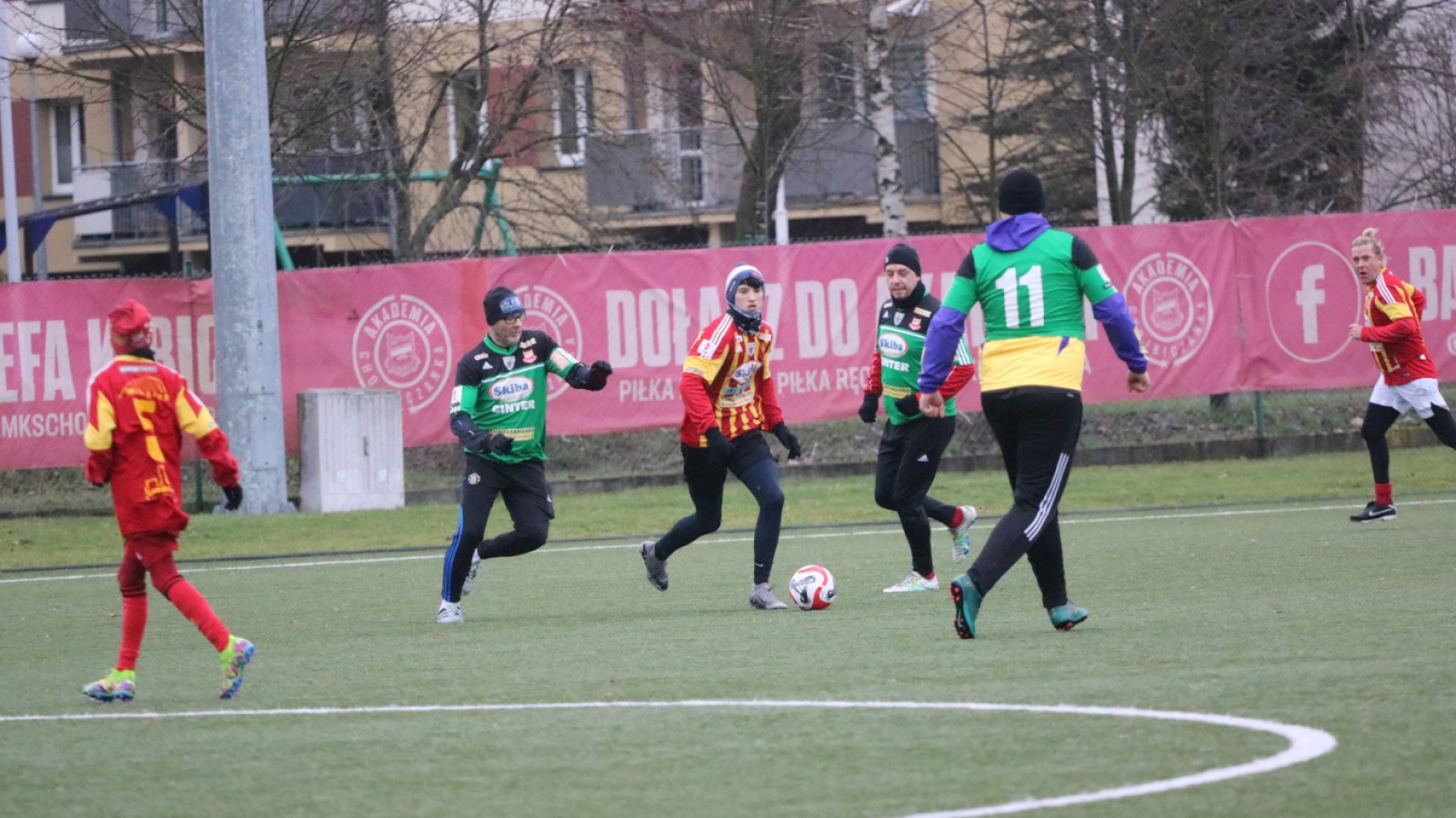 Aż 19 bramek padło w meczu noworocznym Chojniczanki. Pierwszego gola w 2025 roku strzelił Witold Lipiński (FOTO)