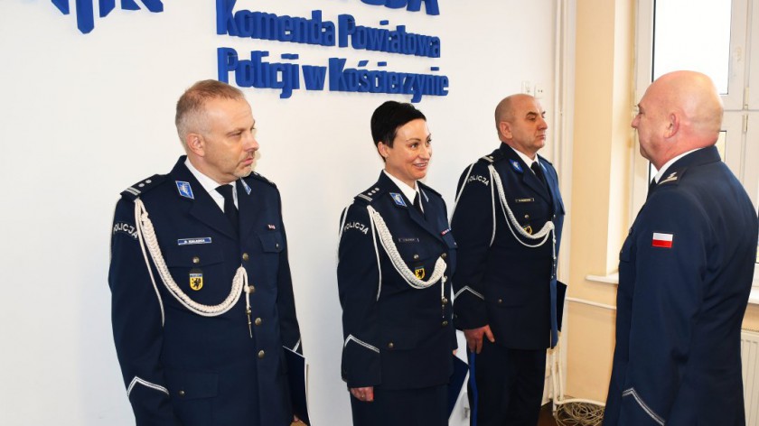 Jest nowy komendant kościerskiej policji. Od dziś 10.01. Komendą Powiatową Policji w Kościerzynie kieruje mł. insp. Radosław Kałaska FOTO