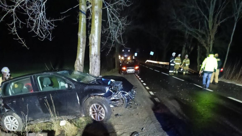 Trzy osoby trafiły do szpitala po wypadku na drodze wojewódzkiej 235 w okolicach Lamka w gminie Brusy