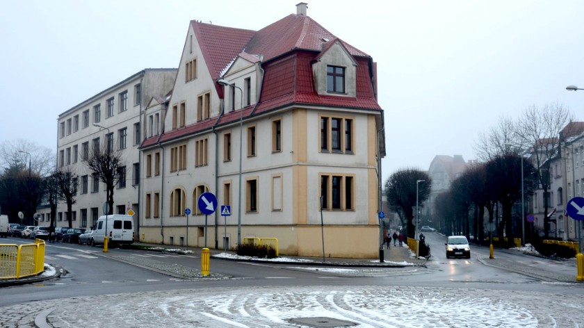 Dziewięć firm zgłosiło się do przetargu na przebudowę m. in. Technikum nr 2 w Chojnicach