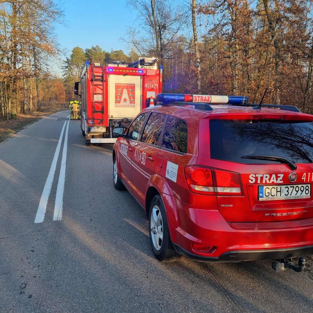 Dachowanie w Powałkach koło Chojnic. Kierowca był pijany