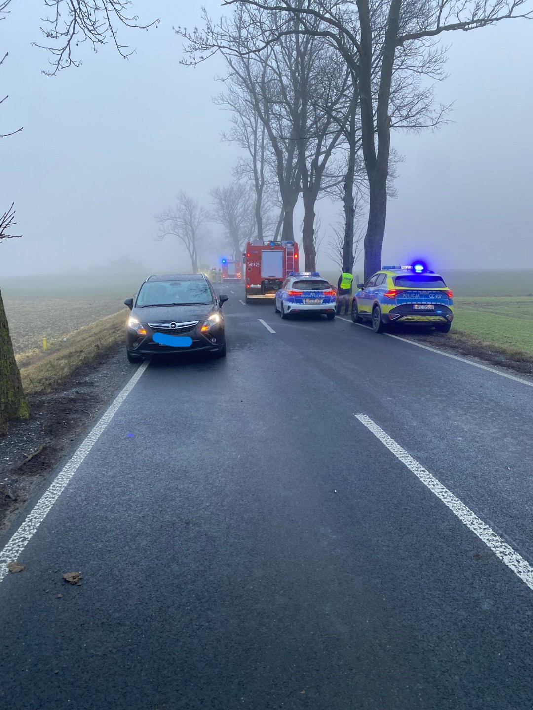Tragiczny finał wczorajszego (24.02.) karambolu między Tucholą a Małym Mędromierzem. Nie żyje jedna osoba