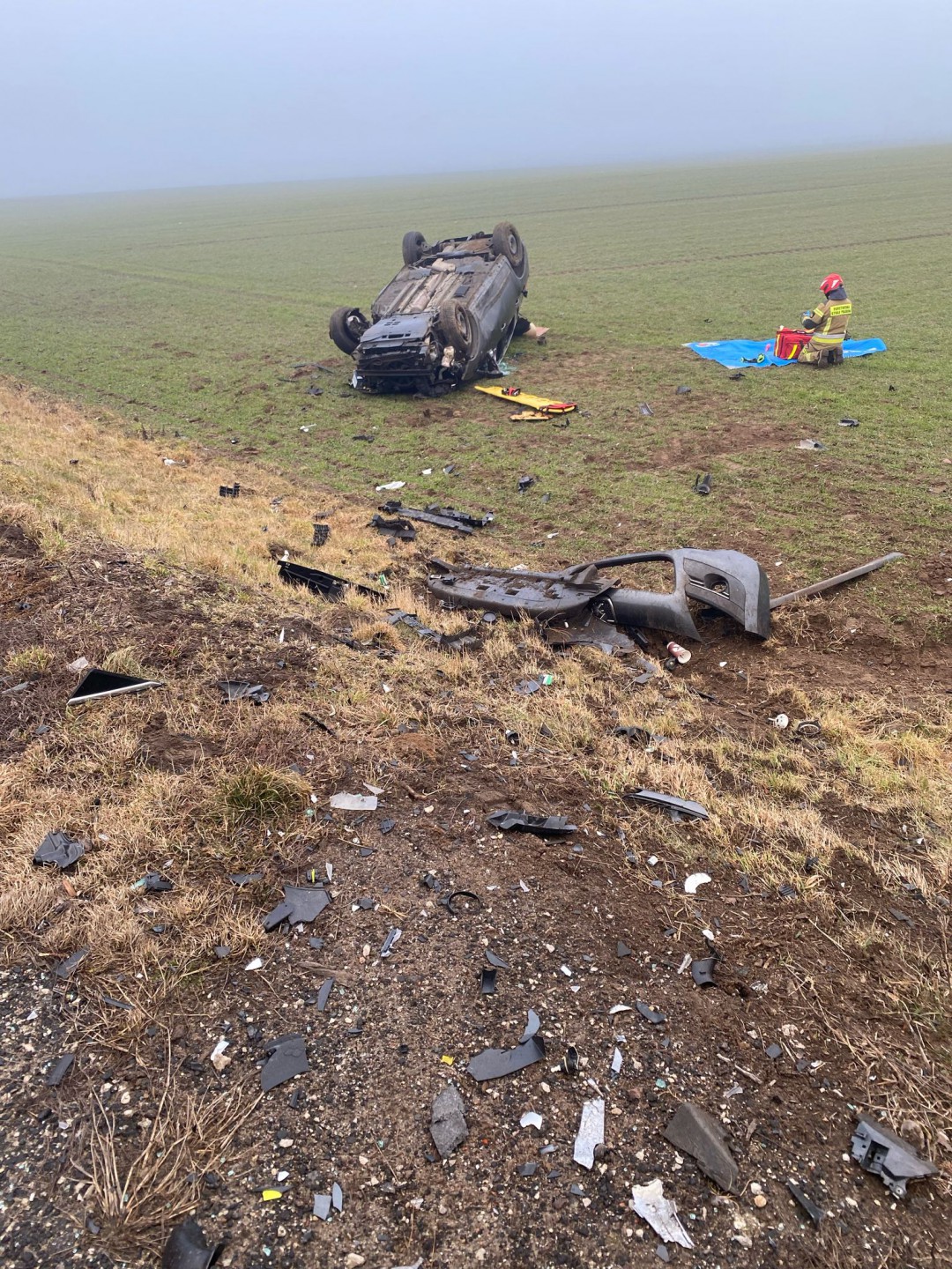 Tragiczny finał wczorajszego (24.02.) karambolu między Tucholą a Małym Mędromierzem. Nie żyje jedna osoba