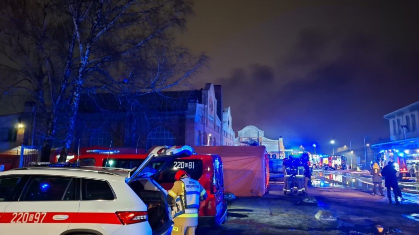 Chojniccy strażacy wzięli udział w akcji gaszenia pożaru w hali Gdańsku