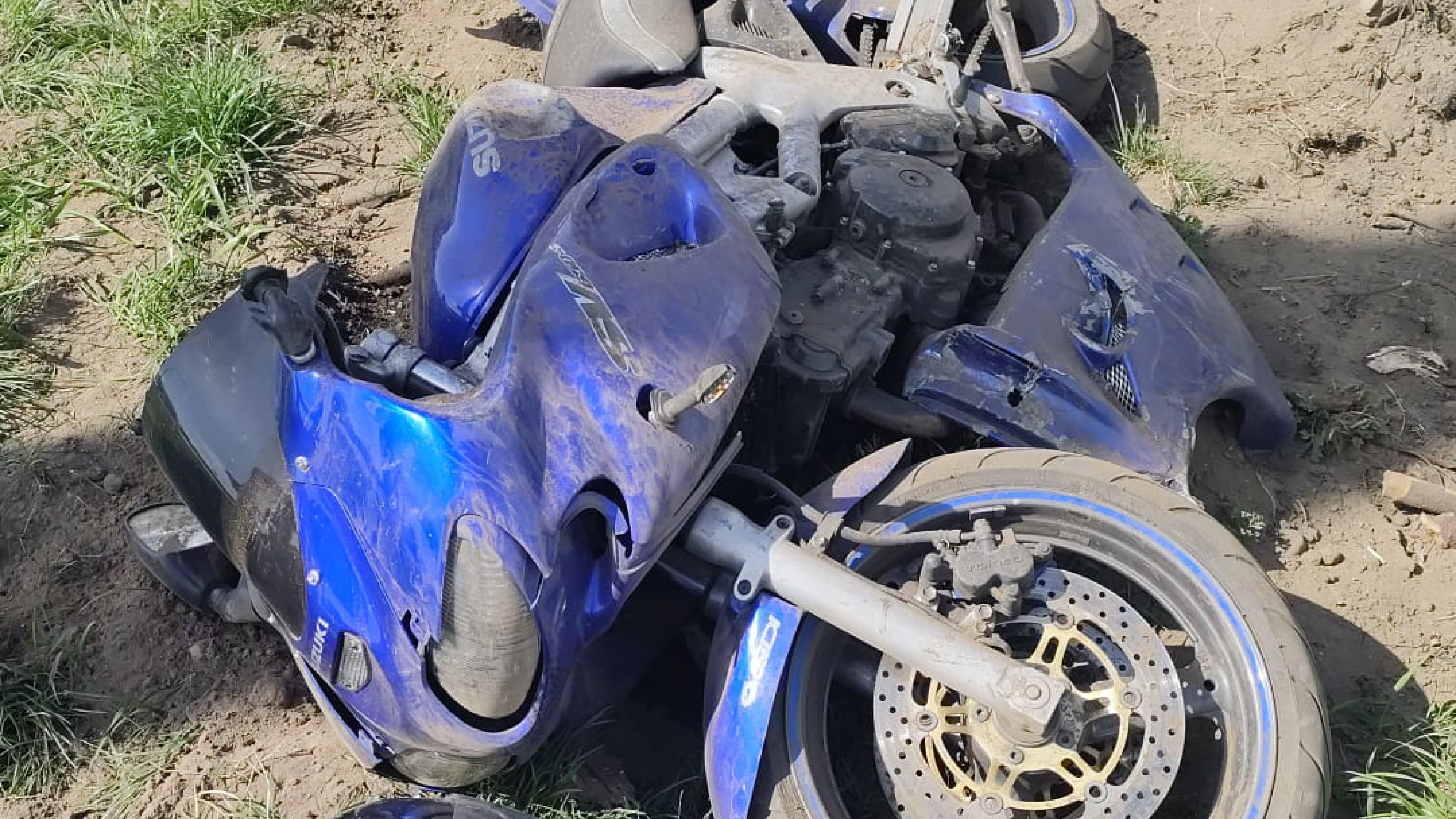 24-letni motocyklista spowodował wypadek na DW 221 w Małym Klinczu. Odpowie m.in. za jazdę bez uprawnień