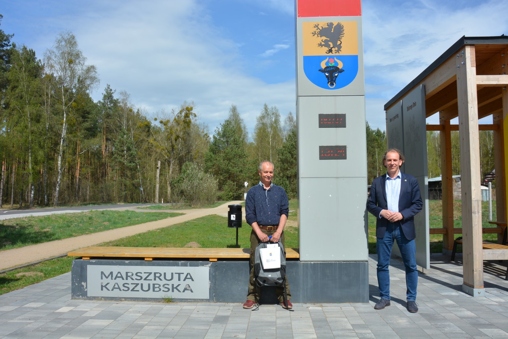 Znany jest już stutysięczny cyklista przekraczający bramę Kaszubskiej Marszruty w powiecie chojnickim