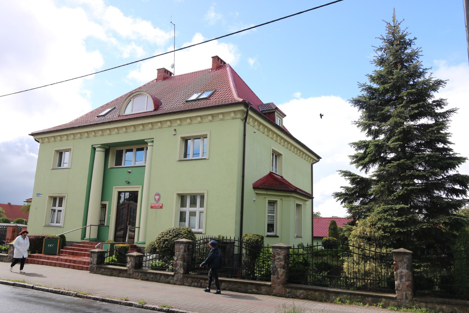 Nadleśnictwo Człuch&oacute;w będzie miało nową siedzibę. Obiekt ma kosztować kilkanaście milion&oacute;w złotych (ROZMOWA)